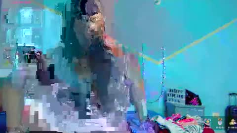 nickyribeiro online show from March 3, 7:26 am