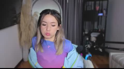 Nicky online show from January 6, 10:03 pm