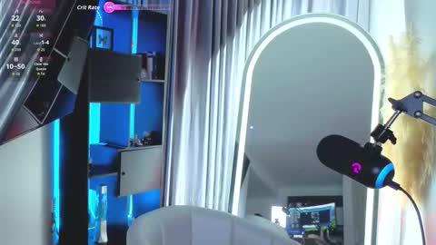 Nicky online show from December 5, 9:56 pm