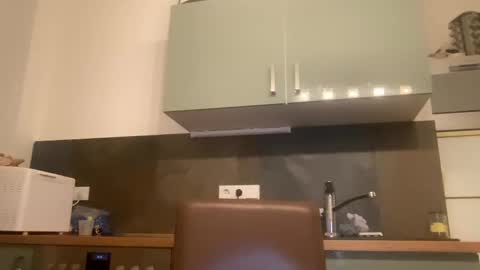 Snapshot of nico181969 chatting on February 19, 9:58 pm Nico online show from February 19, 9:58 pm