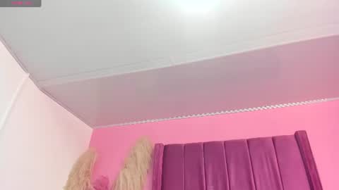 nicohillx online show from June 29, 7:02 pm