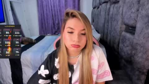 YuliEM online show from May 3, 2:17 am