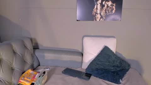 nicol_and_thiago_212 online show from August 2, 10:00 pm