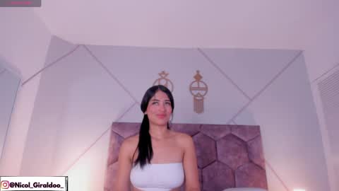 Nicol online show from April 6, 3:48 am
