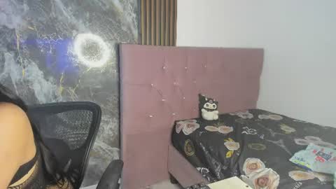Nicol sanchez online show from June 12, 2:54 am