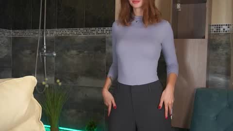 Nicol Moonn online show from November 21, 7:06 am