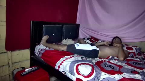 nicolas4410 online show from November 4, 4:03 am