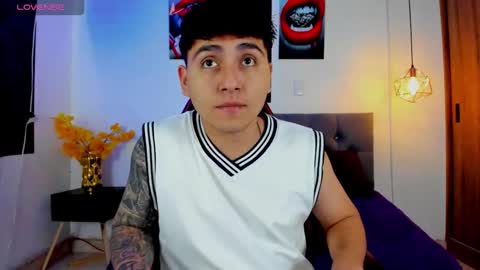 nicolas_james_sc online show from October 28, 1:56 pm