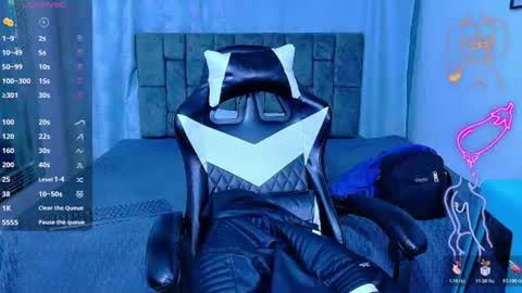 nicolastorres__ online show from July 13, 3:43 am