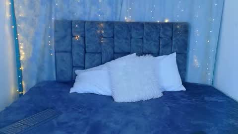 nicolastorres__ online show from April 29, 2:38 am