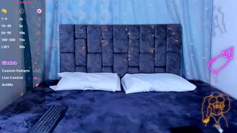 nicolastorres__ online show from June 23, 6:21 am