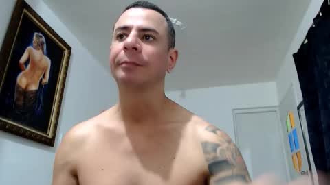 Nicolay online show from November 17, 8:00 pm