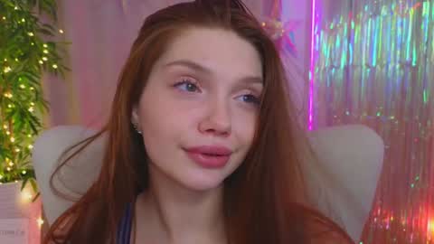 Nicole online show from December 19, 3:18 am