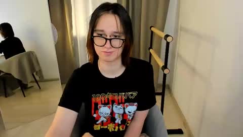 Snapshot of nicole_cidman chatting on September 10, 3:46 pm Nicole online show from September 10, 3:46 pm