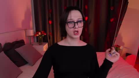 Snapshot of nicole_cidman chatting on February 15, 4:12 pm Nicole online show from February 15, 4:12 pm