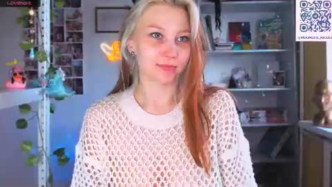Nicole online show from July 15, 2:39 am