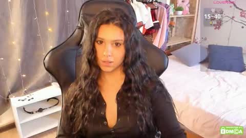 My name is Nicole. I m completely new here online show from September 9, 1:33 pm