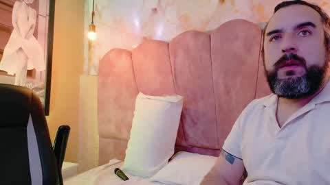 Nicole online show from February 6, 7:12 am