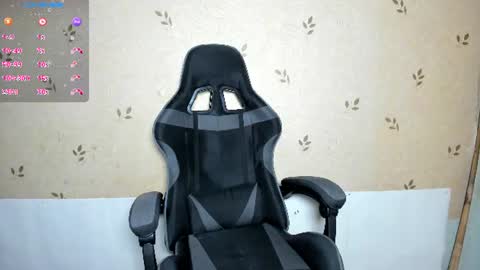 NicoleDavis online show from June 20, 7:42 pm