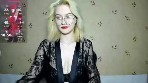 NicoleDavis online show from July 18, 7:16 pm
