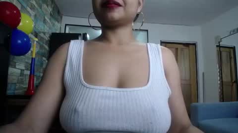 Nicole online show from June 26, 6:46 pm