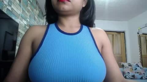 Nicole online show from April 23, 9:38 pm