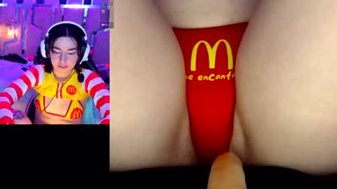 Nicole online show from June 8, 3:02 pm