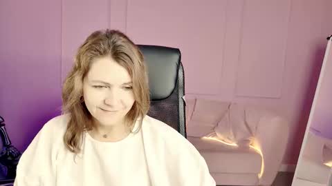 nicolehits online show from November 1, 10:03 am