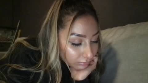 nicolelovesyou444 online show from March 11, 5:46 am