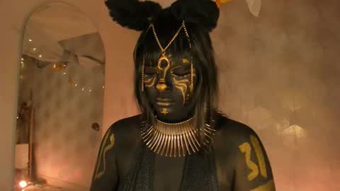 Andrea give it a thumbs up please its important  online show from October 29, 5:36 pm