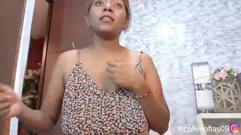 nicolle4 online show from July 15, 1:22 am