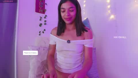Nicolle online show from June 24, 12:12 pm