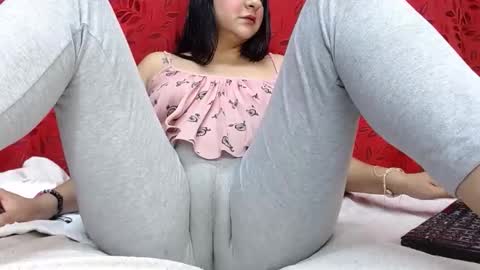 NICOLLE online show from May 9, 9:43 pm