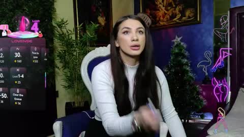 Nicolle online show from January 9, 10:32 am