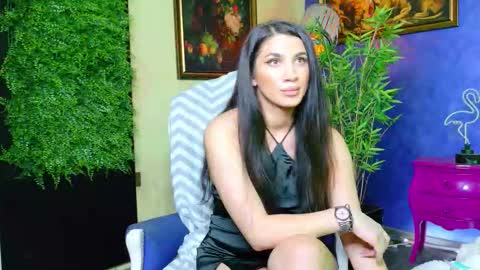 Nicolle online show from September 29, 4:28 pm