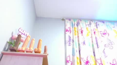 Nicolle Miley online show from July 17, 3:52 am