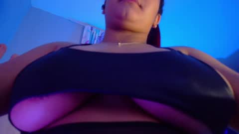 Nicolle Miley online show from June 21, 5:14 am