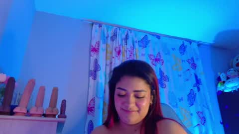 Nicolle Miley online show from July 7, 3:52 am