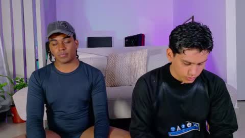 Nico y Mark online show from July 17, 6:04 am