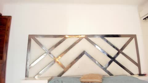 nicoypipeking online show from March 15, 6:29 am