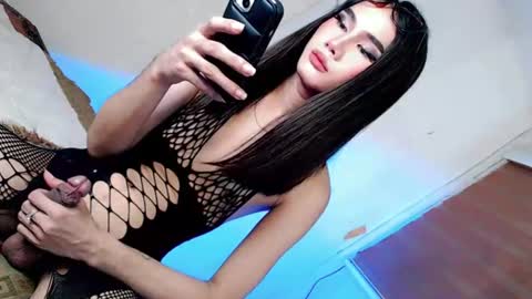 night_crystal1111 online show from July 9, 8:13 pm