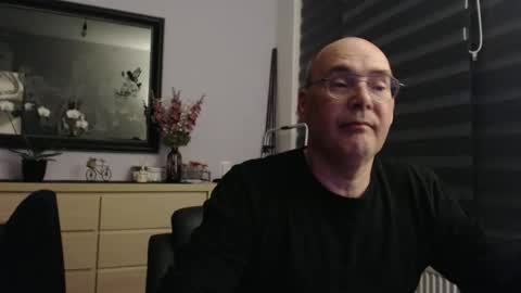 nightkeeper63 online show from May 2, 11:54 pm