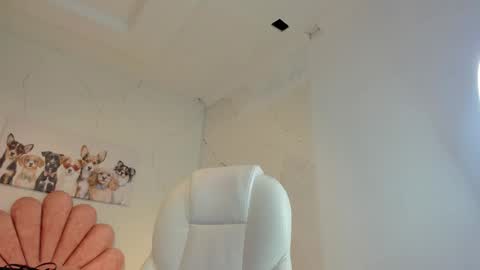 Anni online show from January 12, 9:33 pm