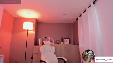 Niicoleta  online show from August 5, 7:22 pm