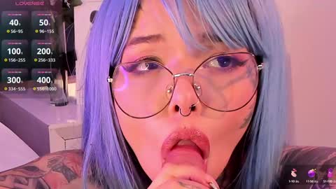 Snapshot of niinaink chatting on September 15, 3:02 pm NINAINK online show from September 15, 3:02 pm