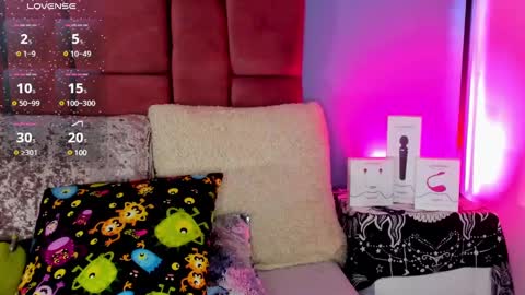 Snapshot of niinaink chatting on February 18, 7:52 pm NINAINK online show from February 18, 7:52 pm