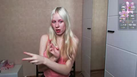  MY NAME IS AMILI WELCOME TO MY ROOM online show from March 15, 6:11 pm