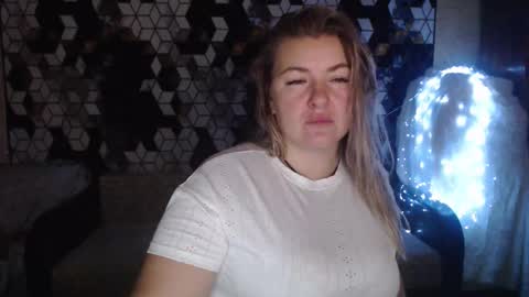 Nika online show from November 24, 3:49 am