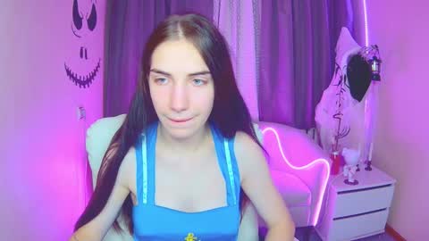 nikastarkk online show from November 4, 8:21 pm