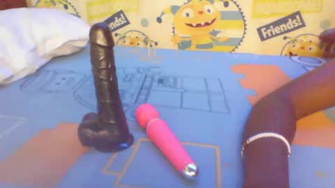 niki303424 online show from March 17, 5:23 am